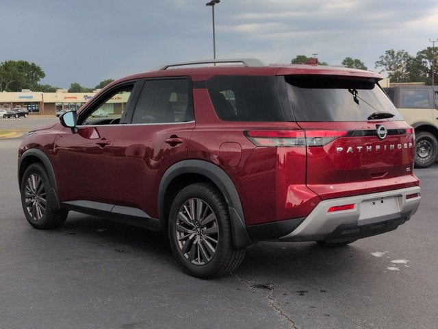 2024 Nissan Pathfinder SL