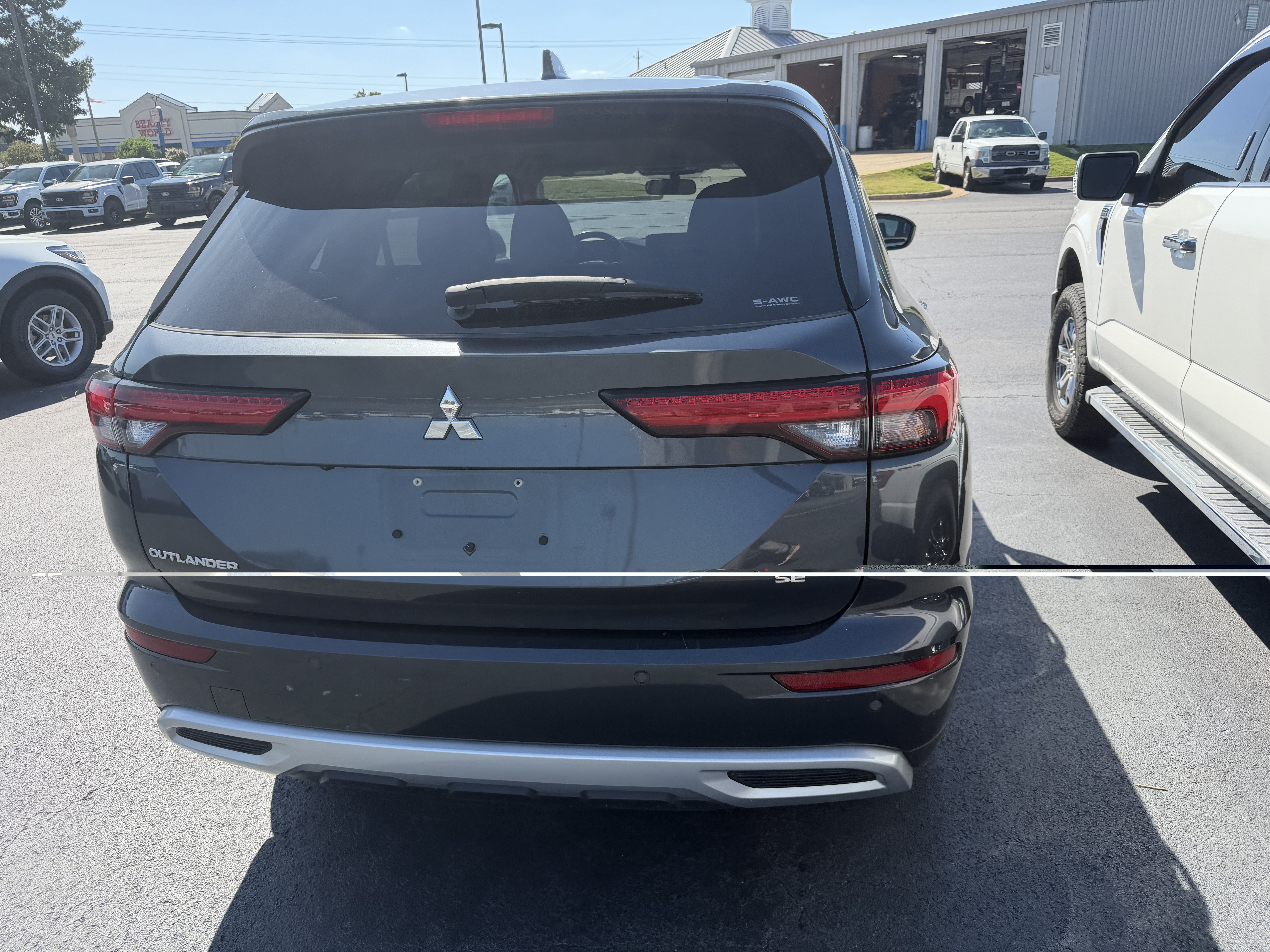 2024 Mitsubishi Outlander SE Black Edition